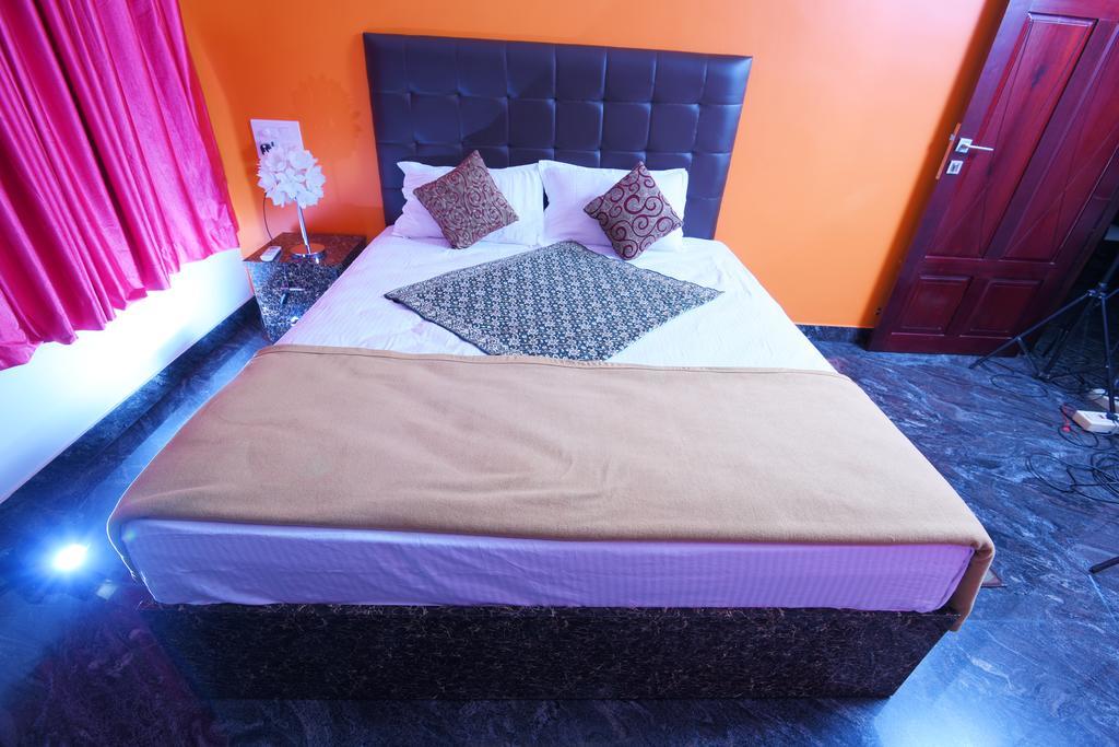 Beersheba Three Bed Room A/C Apartments Thiruvananthapuram Exterior photo