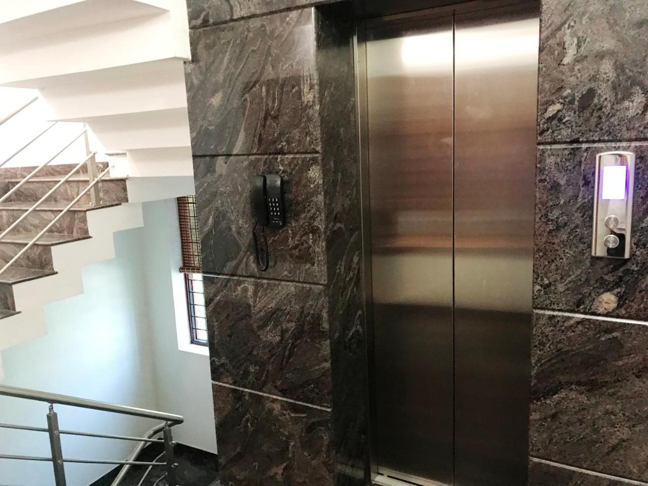Beersheba Three Bed Room A/C Apartments Thiruvananthapuram Exterior photo