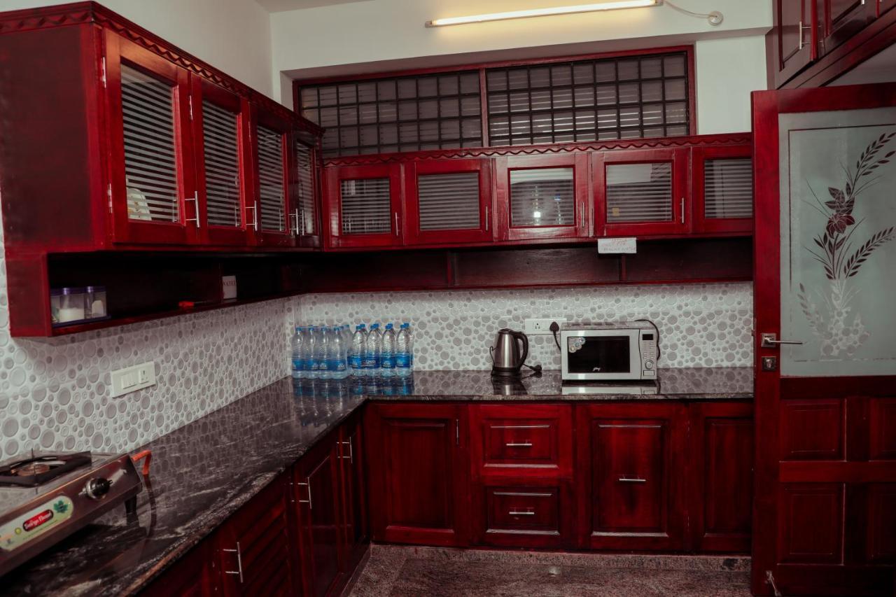 Beersheba Three Bed Room A/C Apartments Thiruvananthapuram Exterior photo